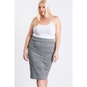 NWT - Women’s Ladies Black Gray MIDI Pencil Straight Skirt- Size 1 XL
